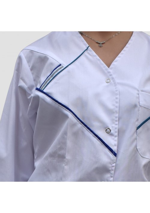 Chaqueta con vivos