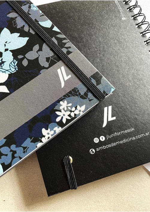 Cuaderno hojas rayadas A5 con estampa flores