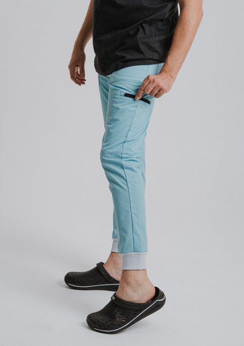 Pantalón con bolsillos